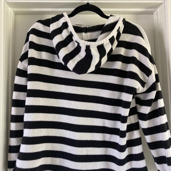 Levi’s Women's Striped Crochet Sweater Hoodie - Black & White - Size M - Picture 2 of 7